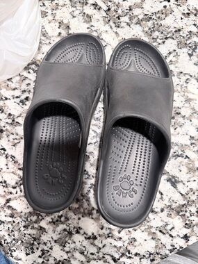 Dawgs Matte Black Comfort Slide Sandals